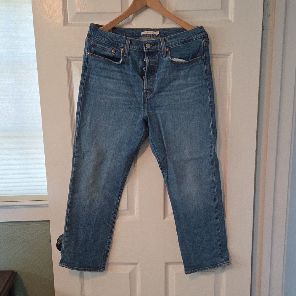 Levi's Classic Blue Women's Straight Leg Jeans